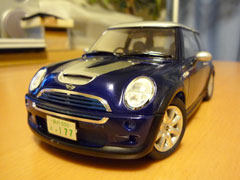BMW MINI COOPERS CHECKMATE